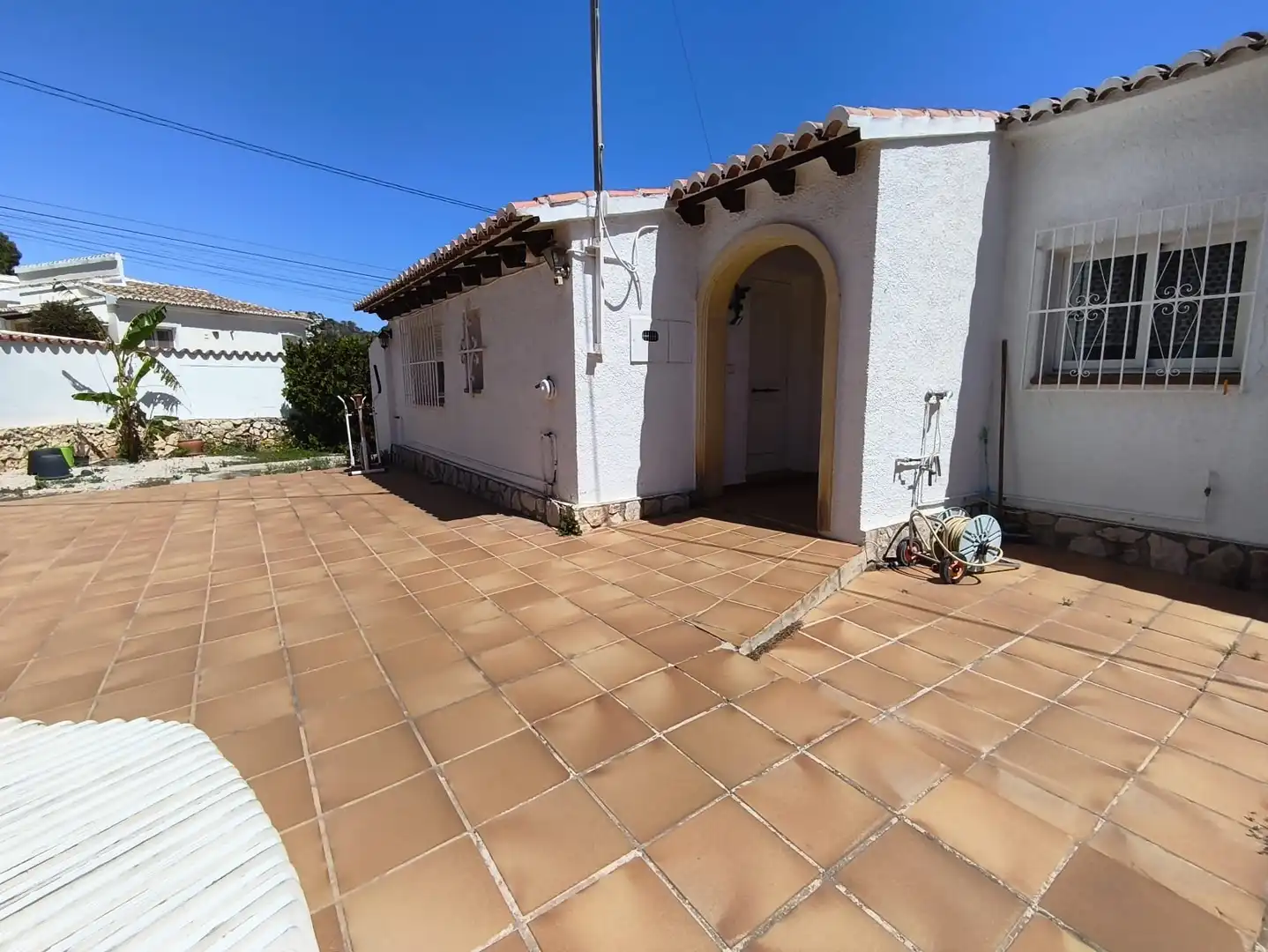 Vista exterior de Casa o chalet en venta en Benissa con Aire acondicionado, Piscina y Amueblado