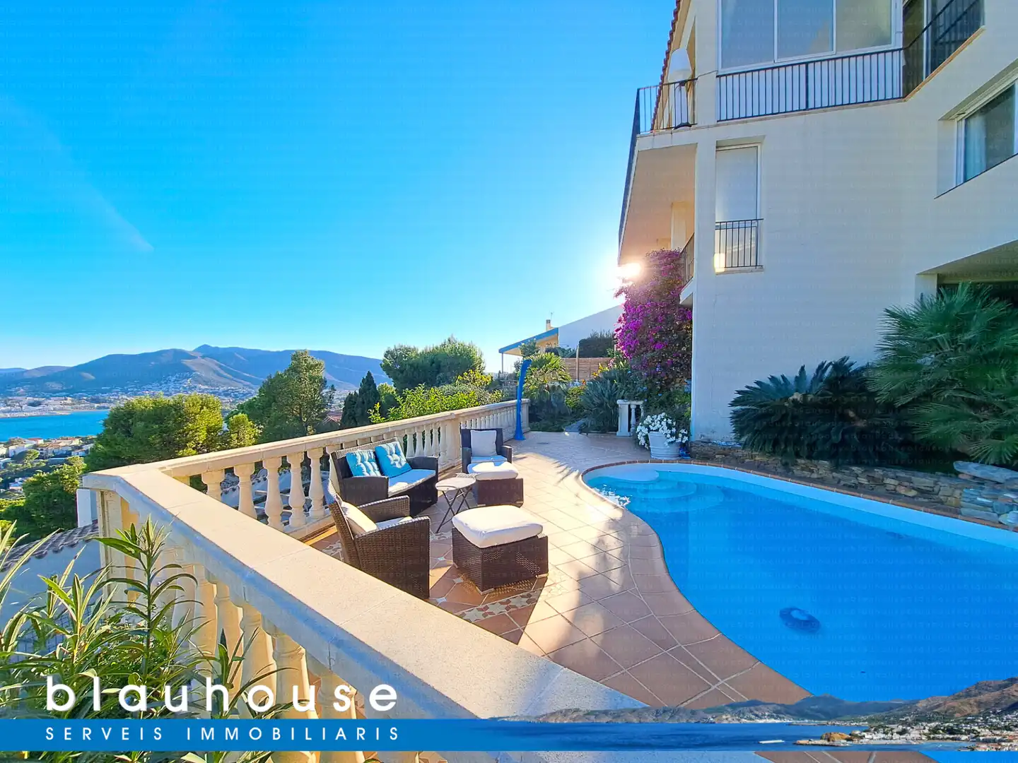 Vista exterior de Casa o xalet en venda en Llançà amb Aire condicionat, Calefacció i Jardí privat