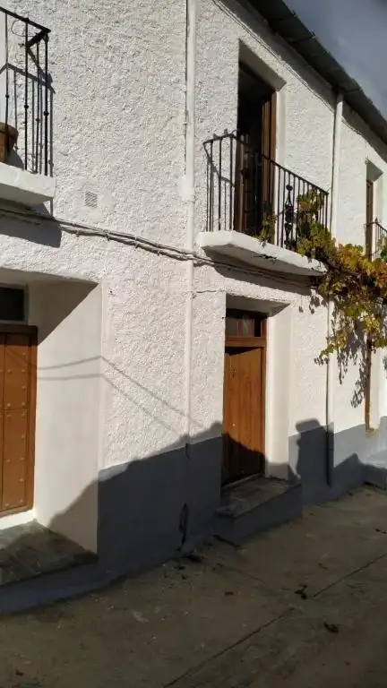 Vista exterior de Casa o xalet en venda en Busquístar amb Terrassa i Moblat