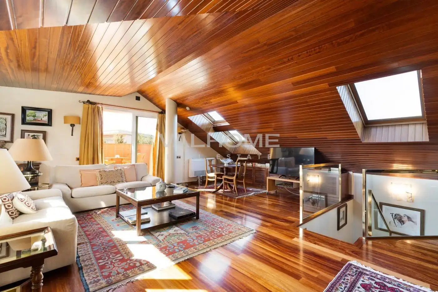 Sala de estar de Casa o chalet en venta en Sant Cugat del Vallès con Aire acondicionado, Calefacción y Jardín privado