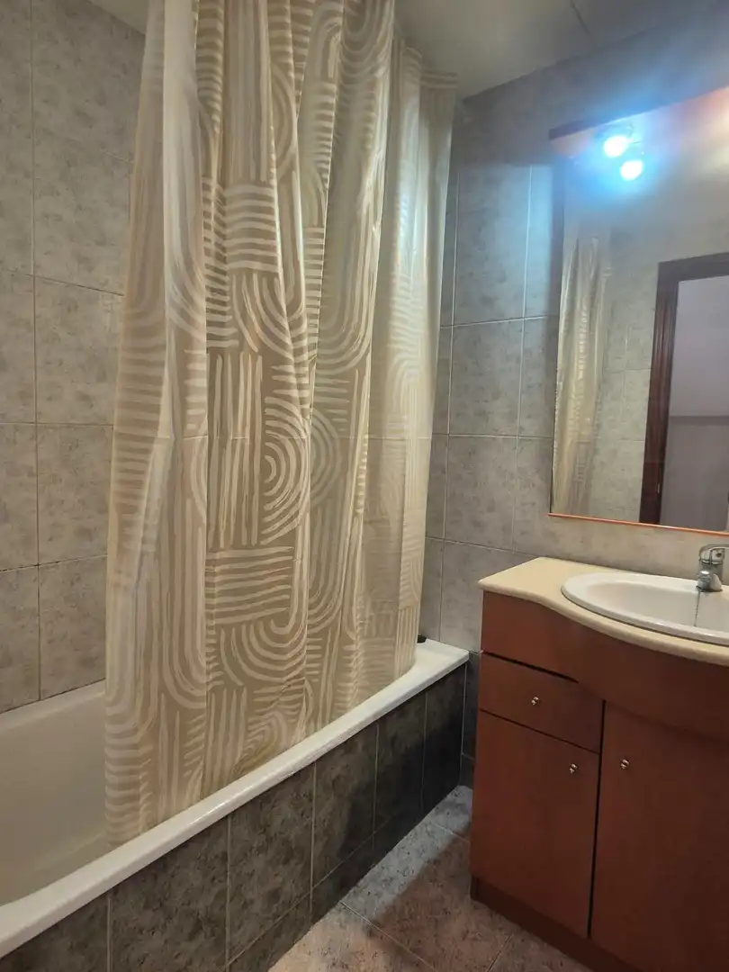 Baño de Casa adosada en venta en Castellet i la Gornal con Calefacción