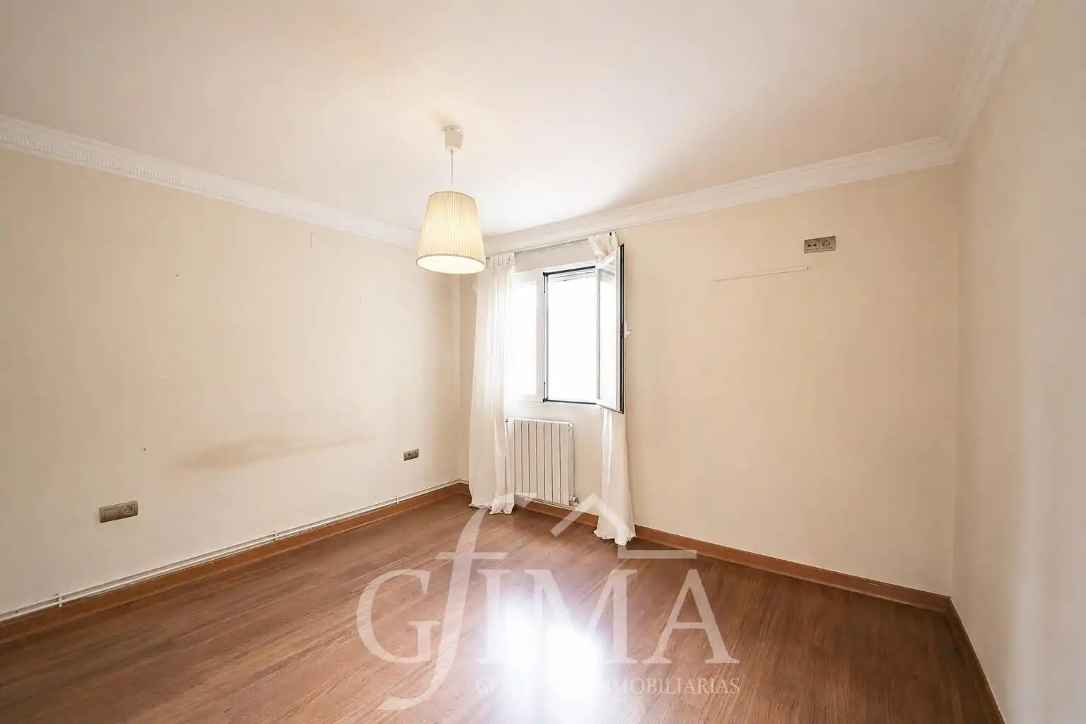 Habitación de Piso en venta en Tomelloso con Calefacción