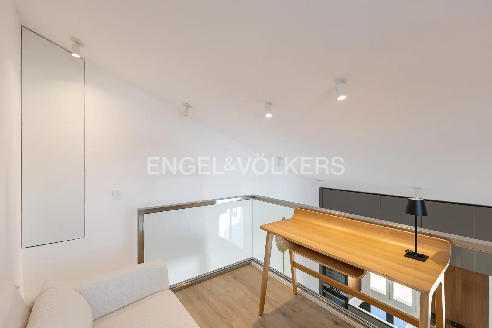 Balcony of Attic for sale in Madrid  with Air Conditioner, Heating and Parquet flooring