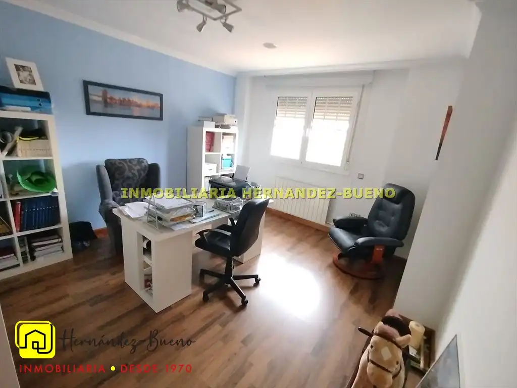 Casa o chalet en venta en Calvarrasa de Abajo con Calefacción, Jardín privado y Terraza