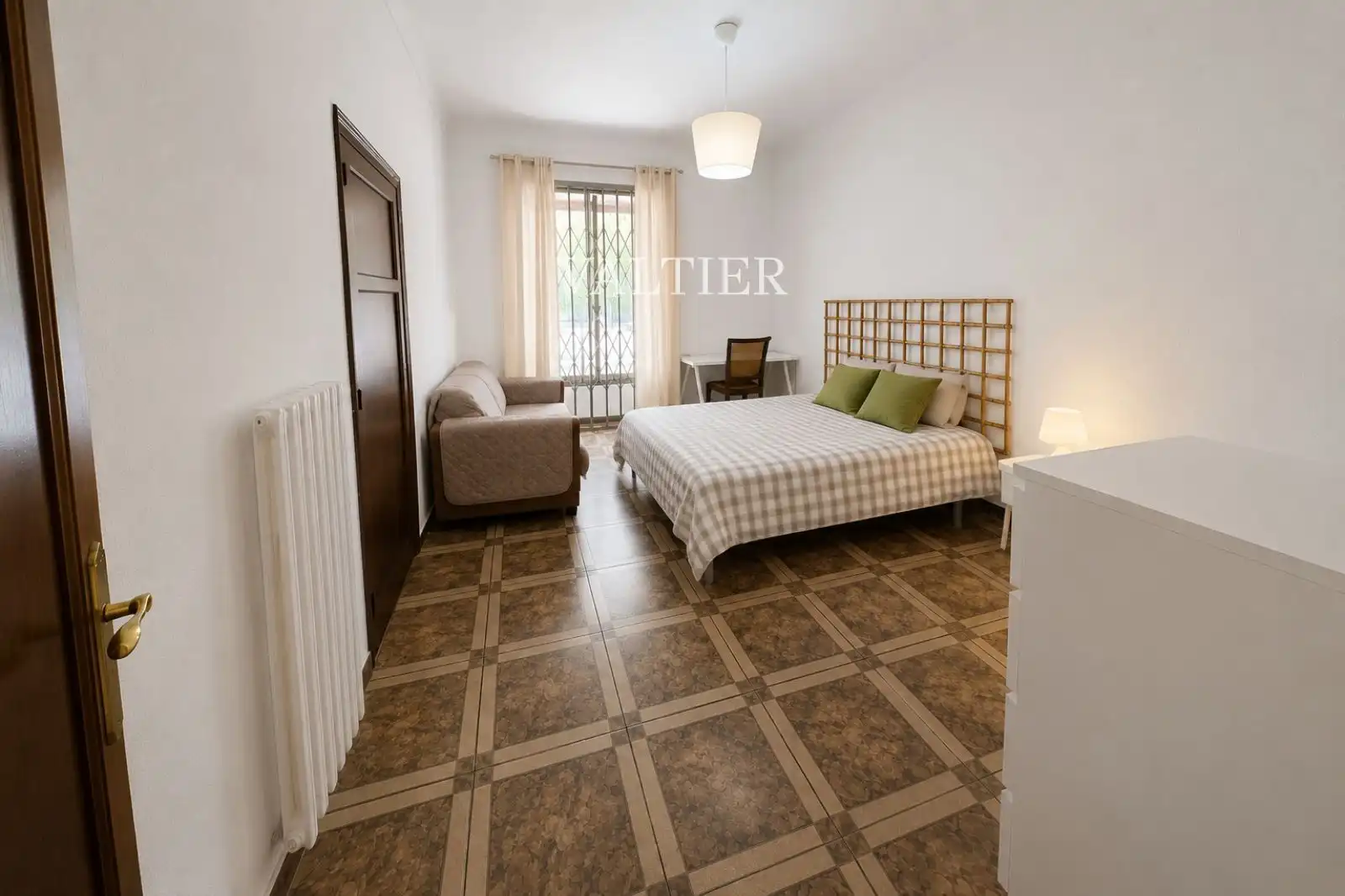 Schlafzimmer von Wohnung zur Miete in Madrid mit Klimaanlage und Möbliert