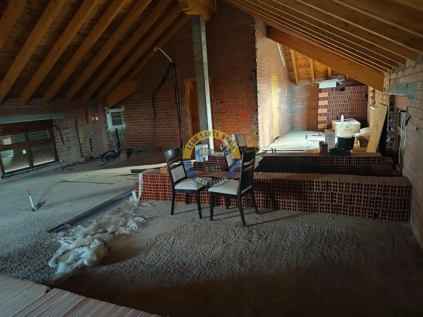 Local en venta en Villamañán