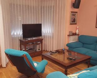 Living room of Flat for sale in  Albacete Capital  with Air Conditioner, Heating and Parquet flooring