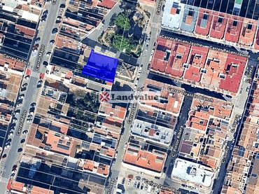 Terrenos y solares en venta en CONSTITUCIO (LA)