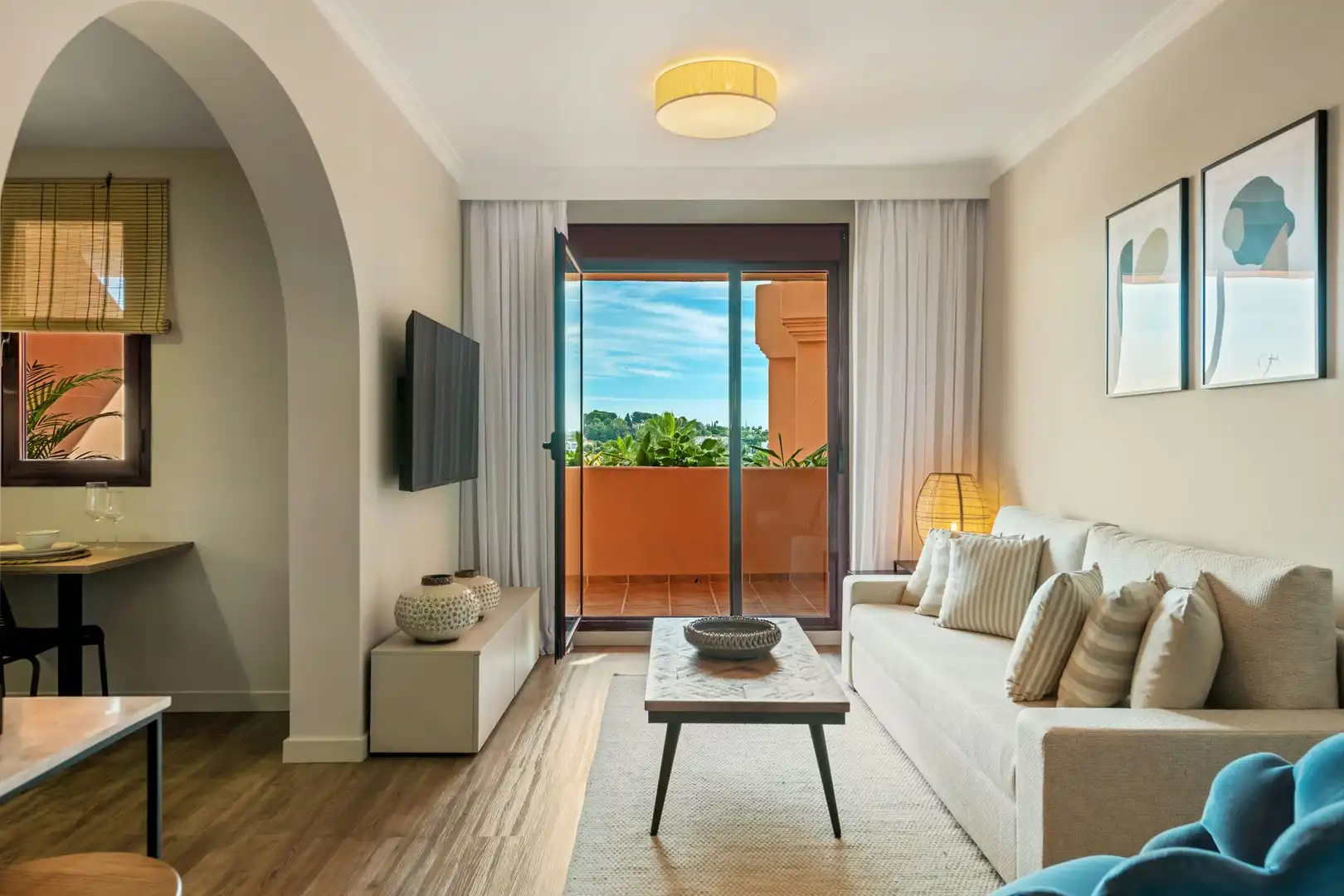 New build Apartment with pool for sale in Urbanizacion el Paraiso 276