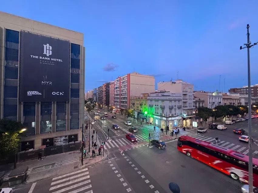 Vista exterior de Pis en venda en  Valencia Capital amb Aire condicionat, Calefacció i Terrassa