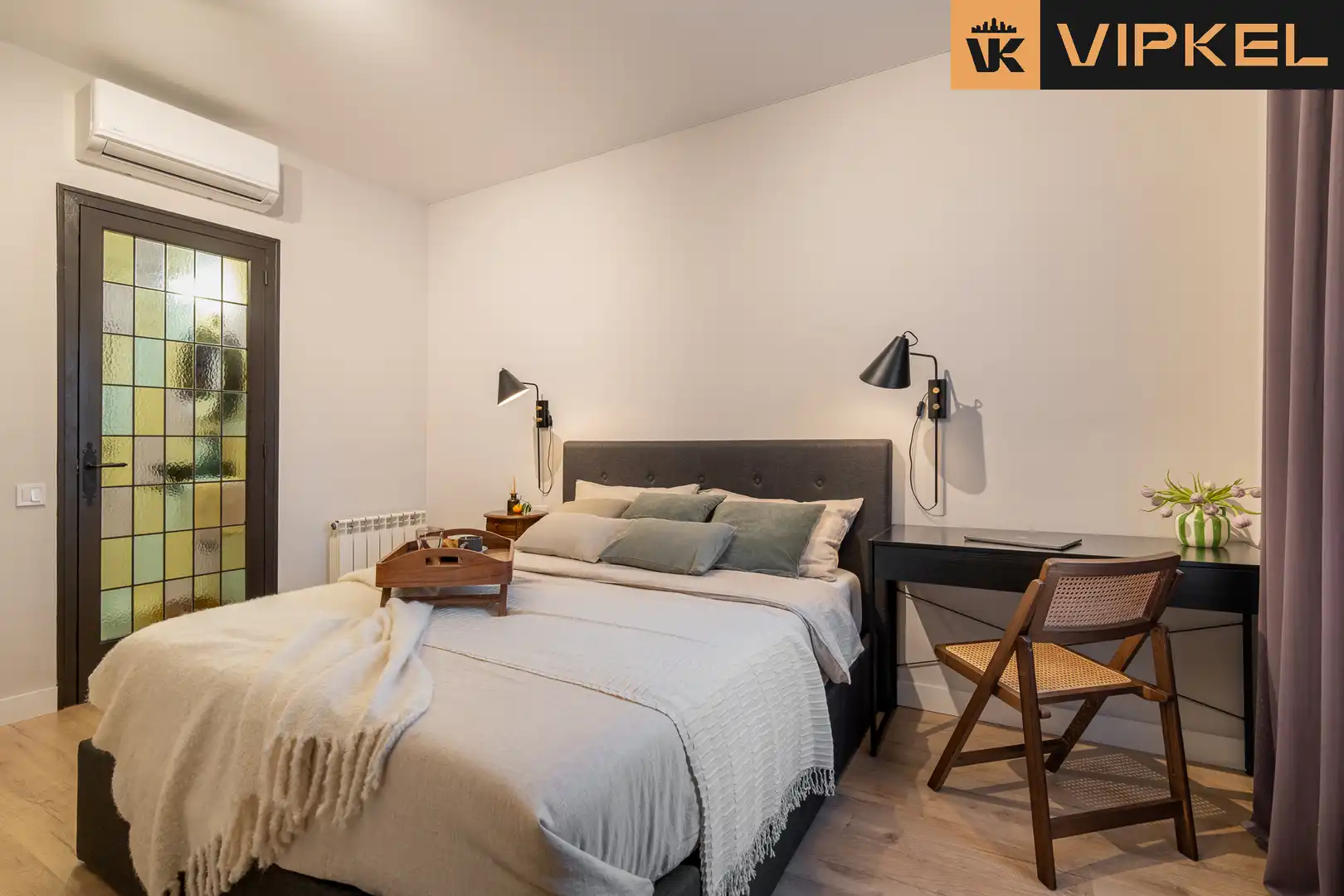 Bedroom of Flat for sale in Barcelona  with Air Conditioner, Heating and Furnished