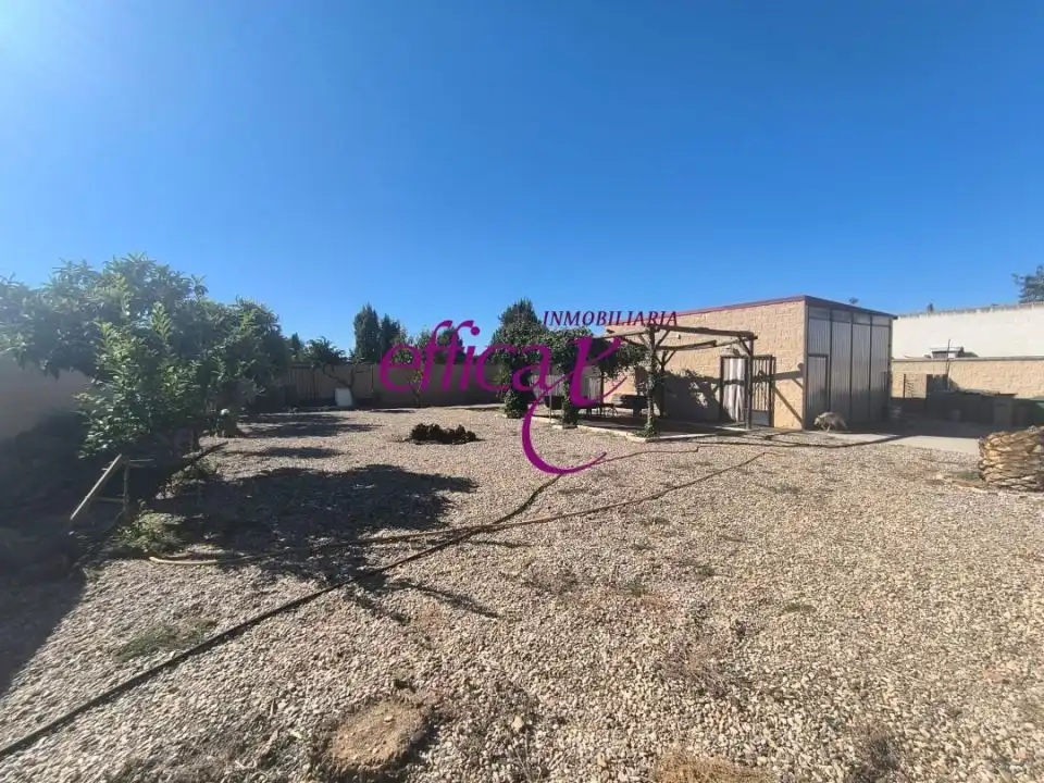 Residencial en venda en Novés