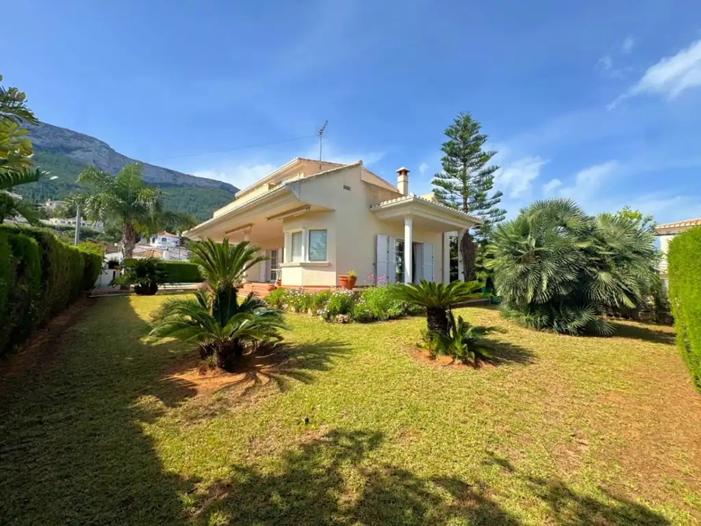 Exterior view of Houses for sale in Dénia  with Air Conditioner, Private garden and Terrace