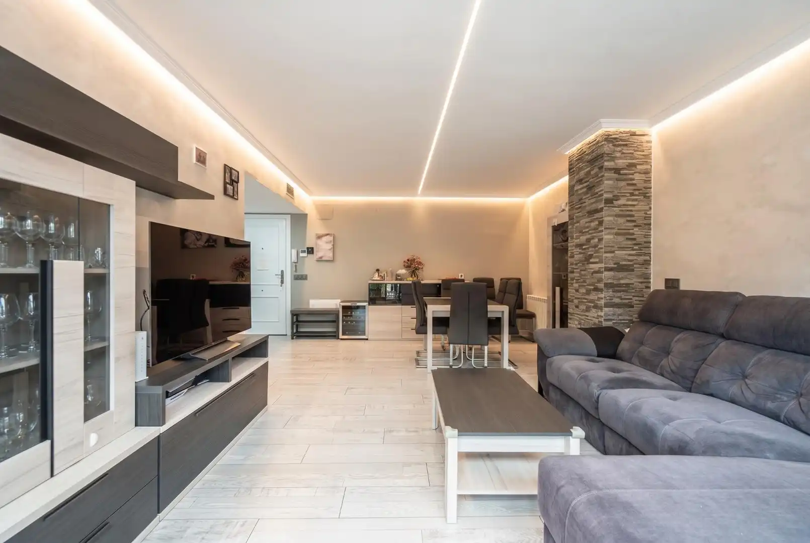 Sala de estar de Planta baja en venta en Las Rozas de Madrid con Aire acondicionado, Calefacción y Jardín privado