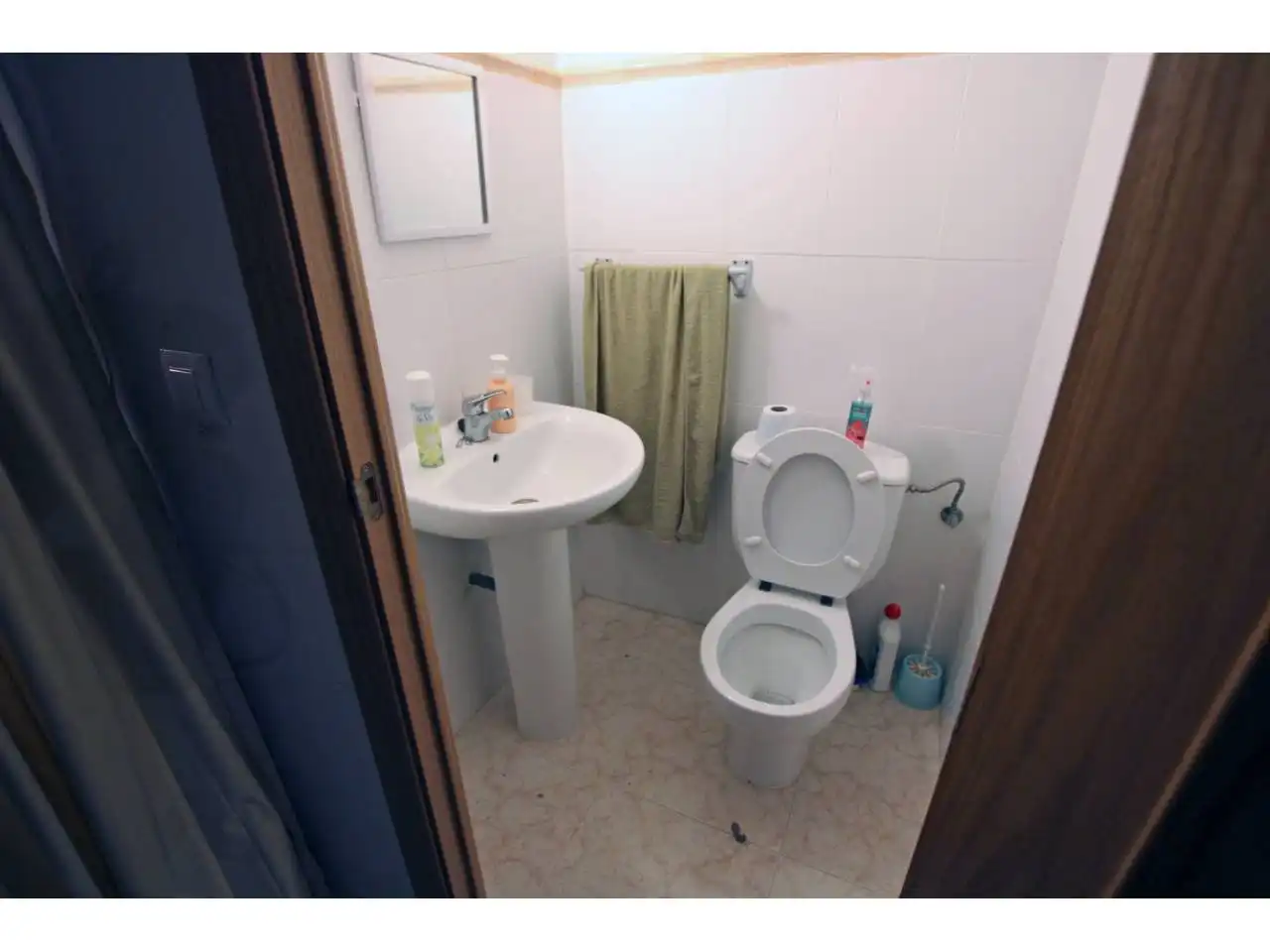 Bany de Casa o xalet en venda en Valdeaveruelo amb Calefacció, Jardí privat i Terrassa