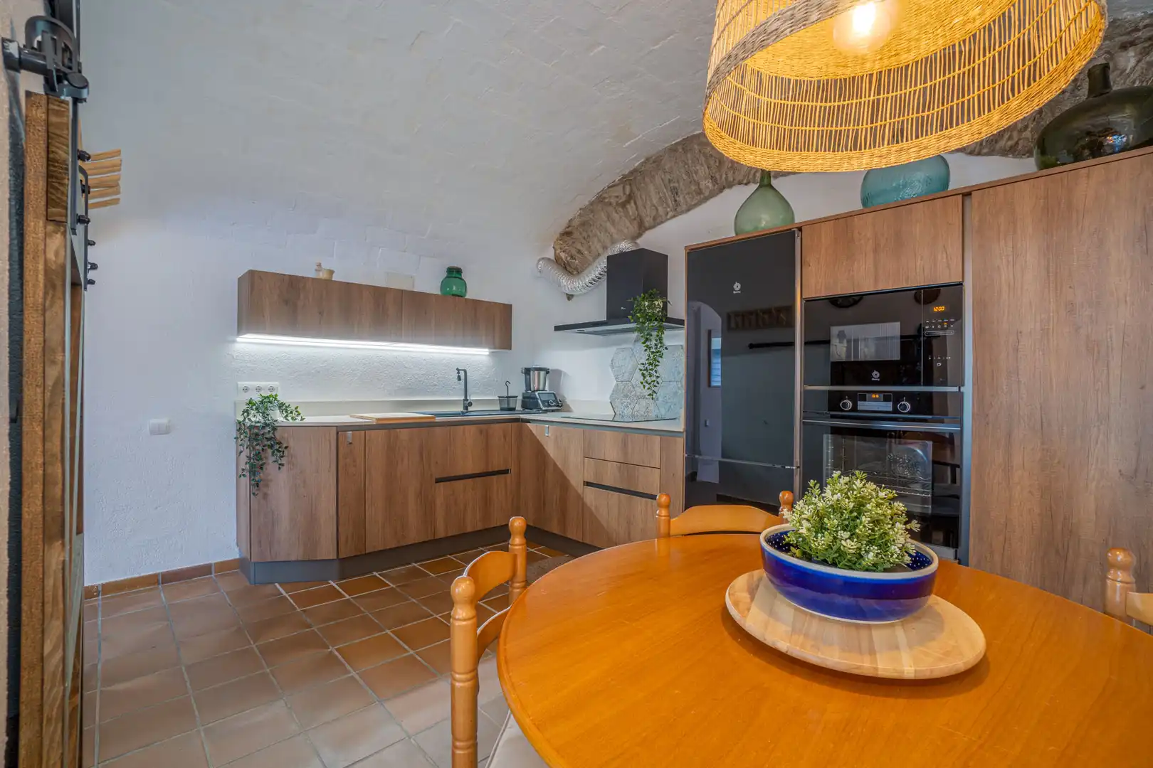 Küche von Einfamilien-Reihenhaus zum Verkauf in Cadaqués mit Möbliert, Ofen und Waschmaschine