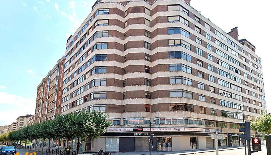 Foto 1 de Oficina en venda a  Vitoria, Villa Pilar, Burgos