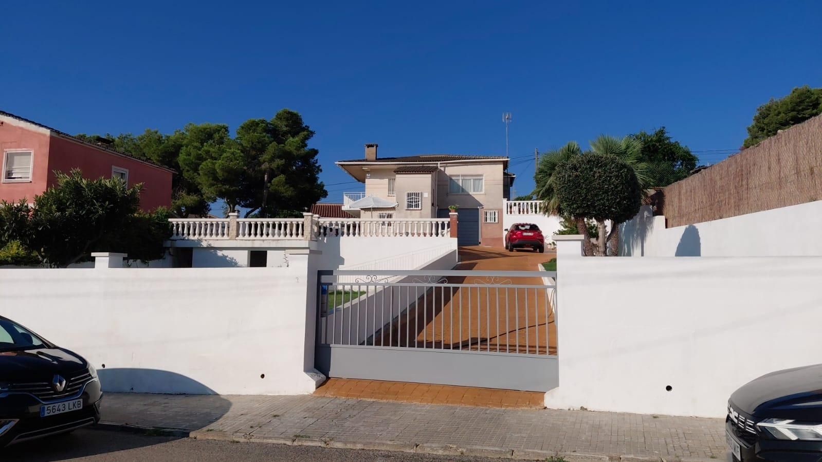 Casa o xalet en venda a Costa Cunit - Els Jardins - Els Rosers