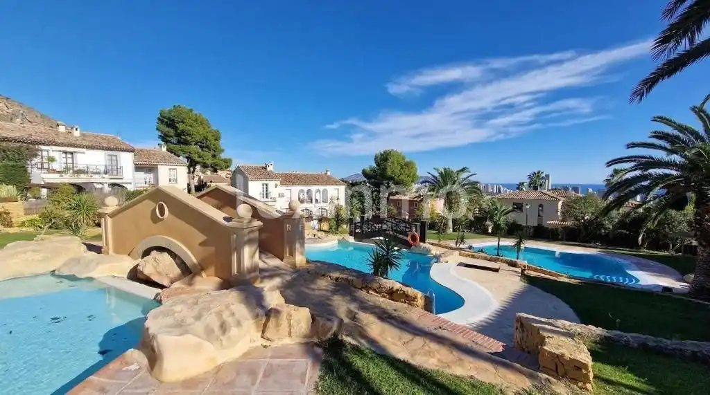 Piscina de Finca rústica en venta en Finestrat con Aire acondicionado, Terraza y Trastero