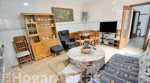 Foto 2 de Casa o chalet en venta en Calle Actor Rambal, Zona Concordia, Burjassot