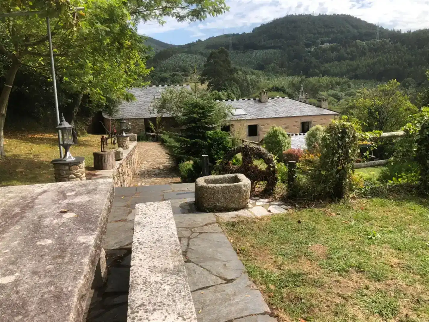 Vista exterior de Pis en venda en Viveiro