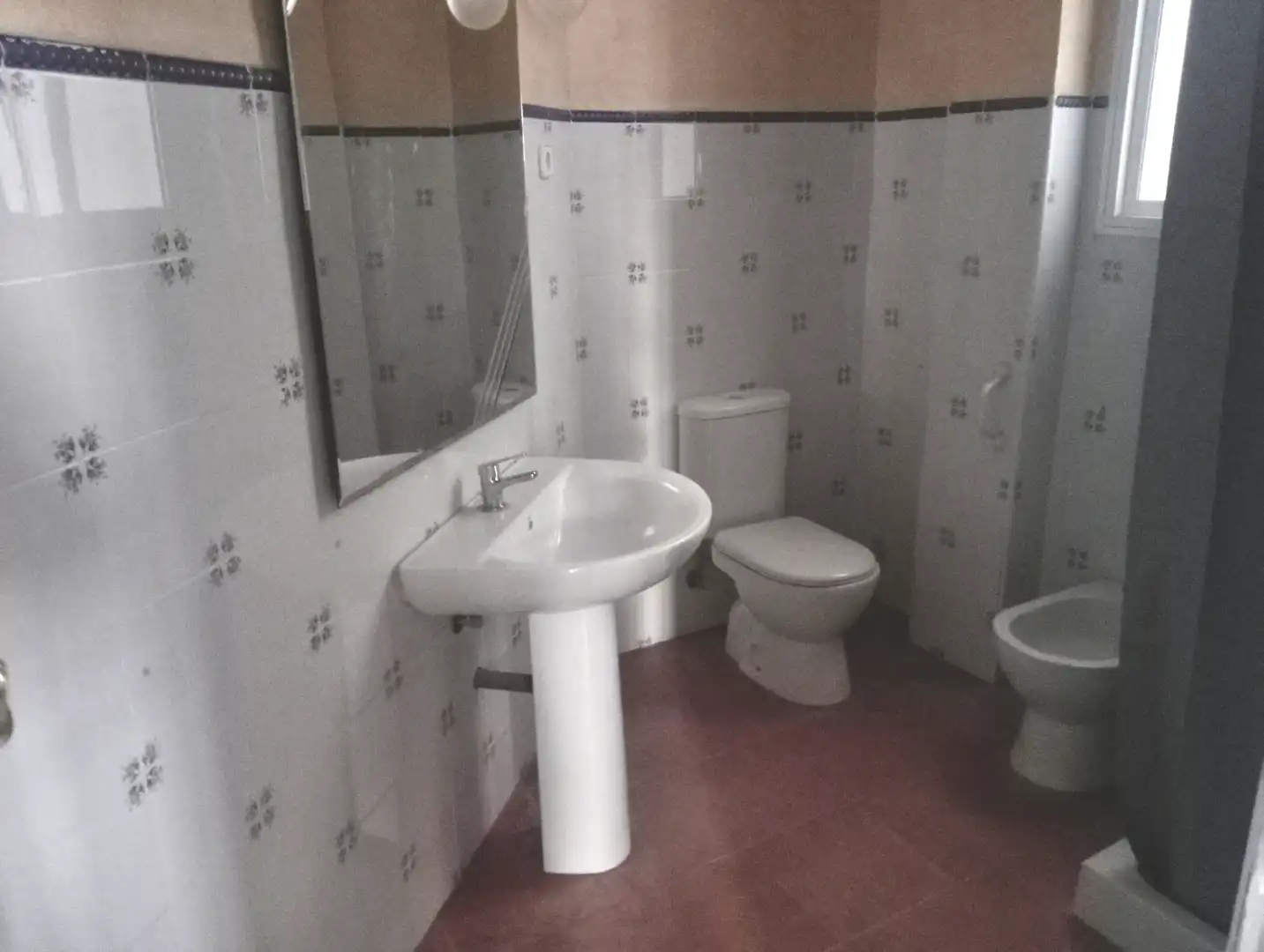 Badezimmer von Büro zur Miete in Sevilla