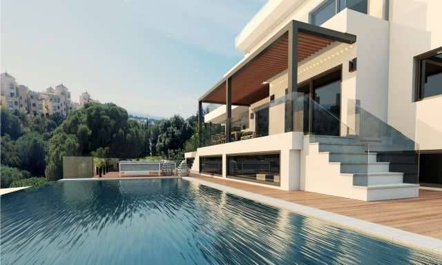 Piscina de Casa o xalet en venda en Marbella amb Aire condicionat, Terrassa i Traster