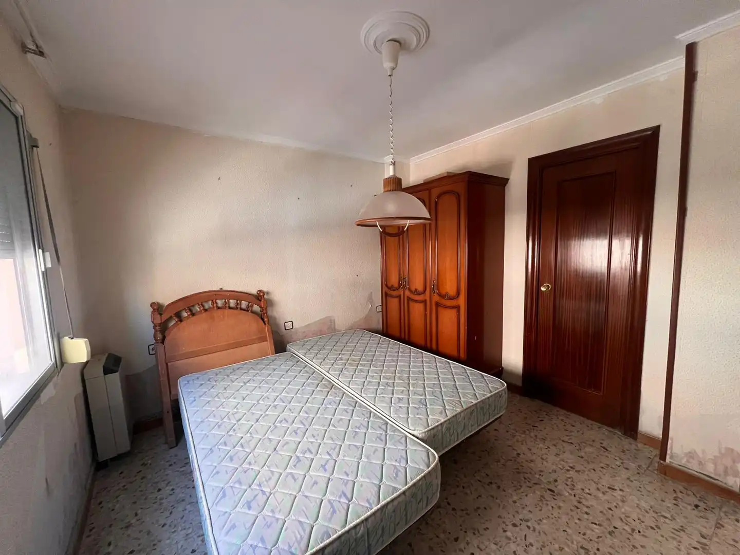 Dormitori de Casa o xalet en venda en Zaragoza