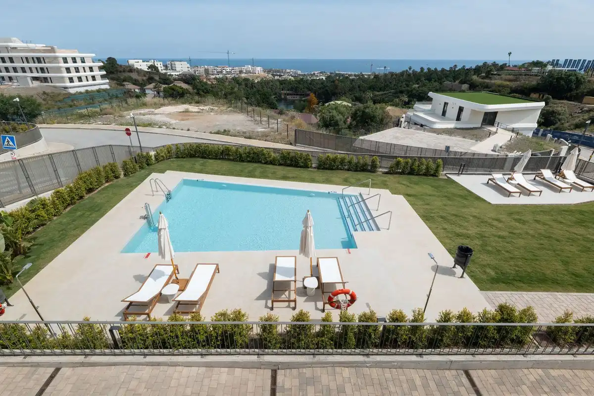 Piscina de Apartament de lloguer en Estepona amb Aire condicionat, Terrassa i Piscina