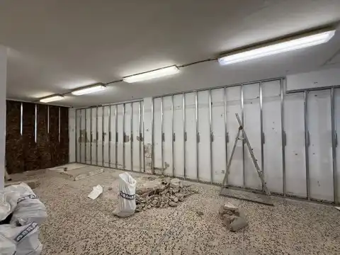 Geschaftsraum zum Verkauf in  Palma de Mallorca mit Terrasse, Internet und Alarm