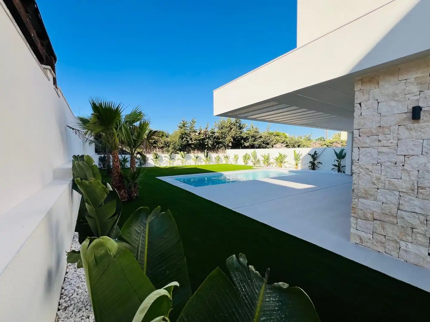 Piscina de Casa o xalet en venda en Torrevieja amb Aire condicionat, Calefacció i Jardí privat