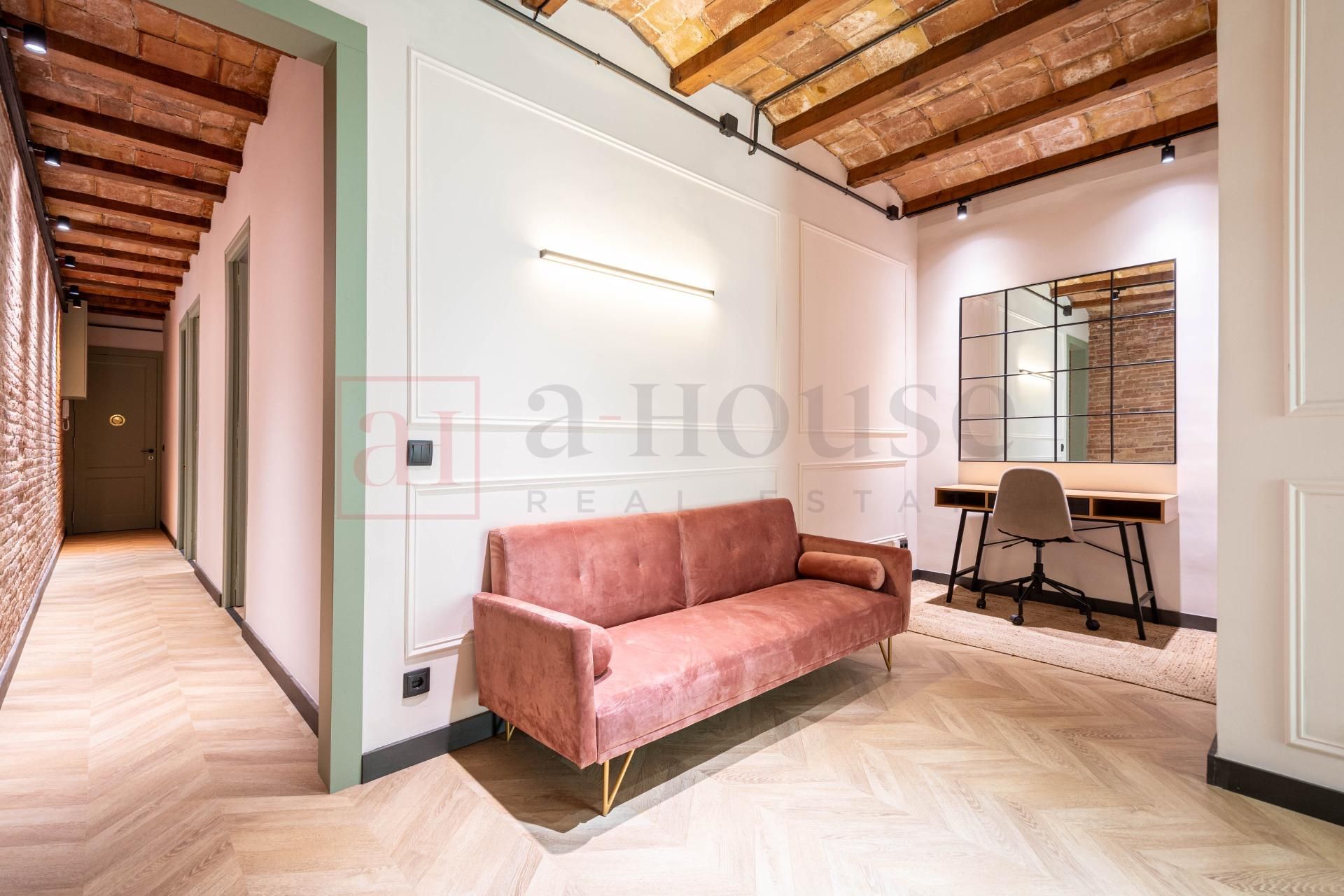 Living room of Flat for sale in  Barcelona Capital  with Parquet flooring