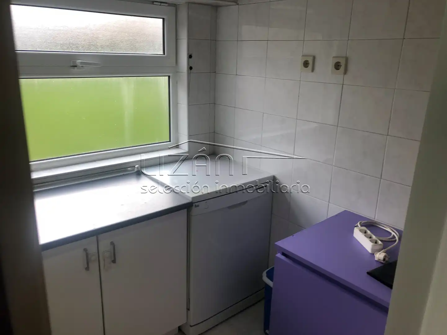 Kitchen of Commercial properties for sale in Oviedo 