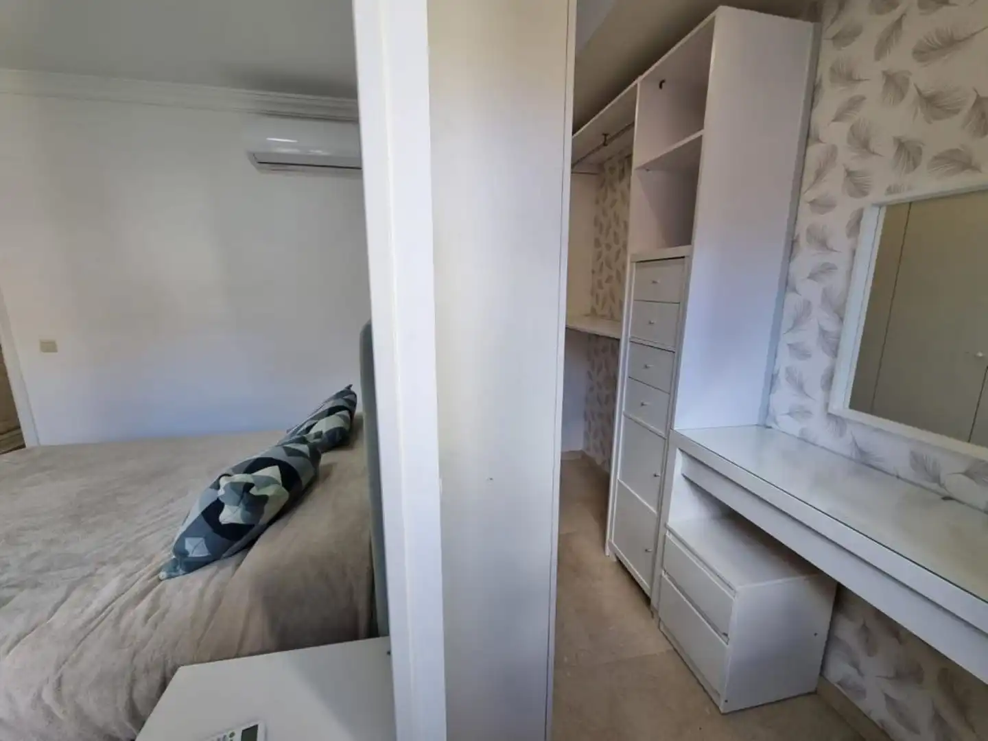 Bedroom of Duplexes for rent in Estepona  with Air Conditioner, Furnished and Balcony