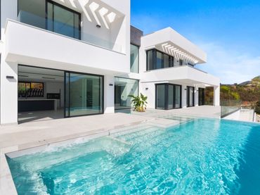 Casa con piscina en venta en Marbella Centro