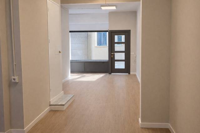 Local comercial en Alquiler en de les Calàndries en Sarrià