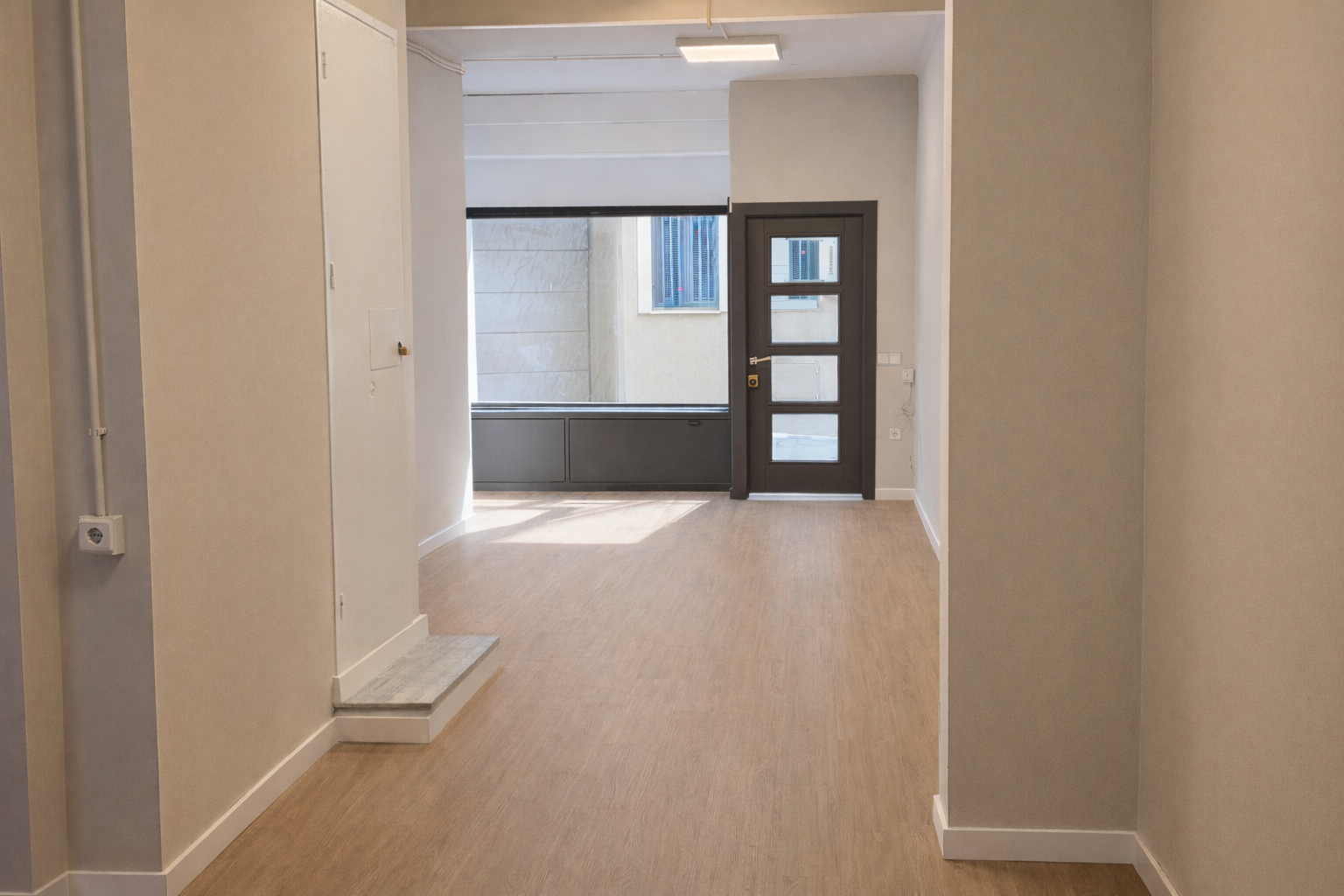 Local de alquiler en de les Calàndries, Sarrià, Sarrià - Sant Gervasi