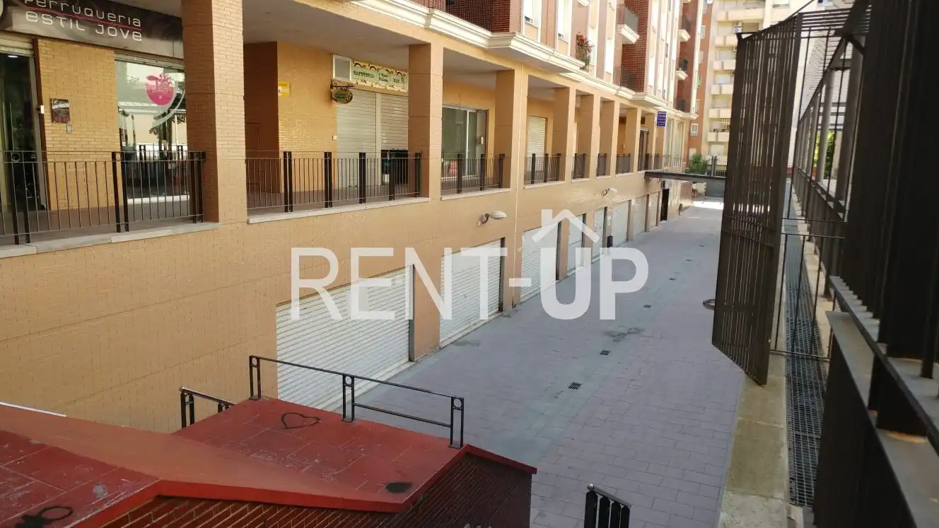 Local comercial en venta en Xàtiva, imagen 2