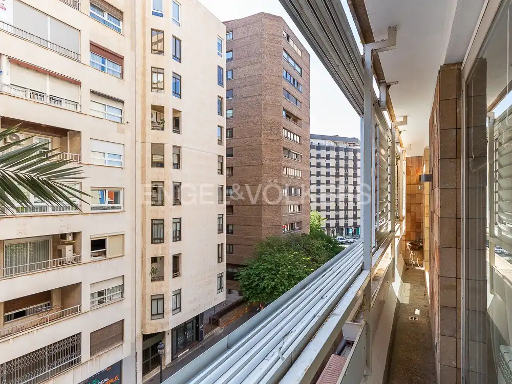 Vista exterior de Pis de lloguer en Valencia amb Aire condicionat, Calefacció i Parquet