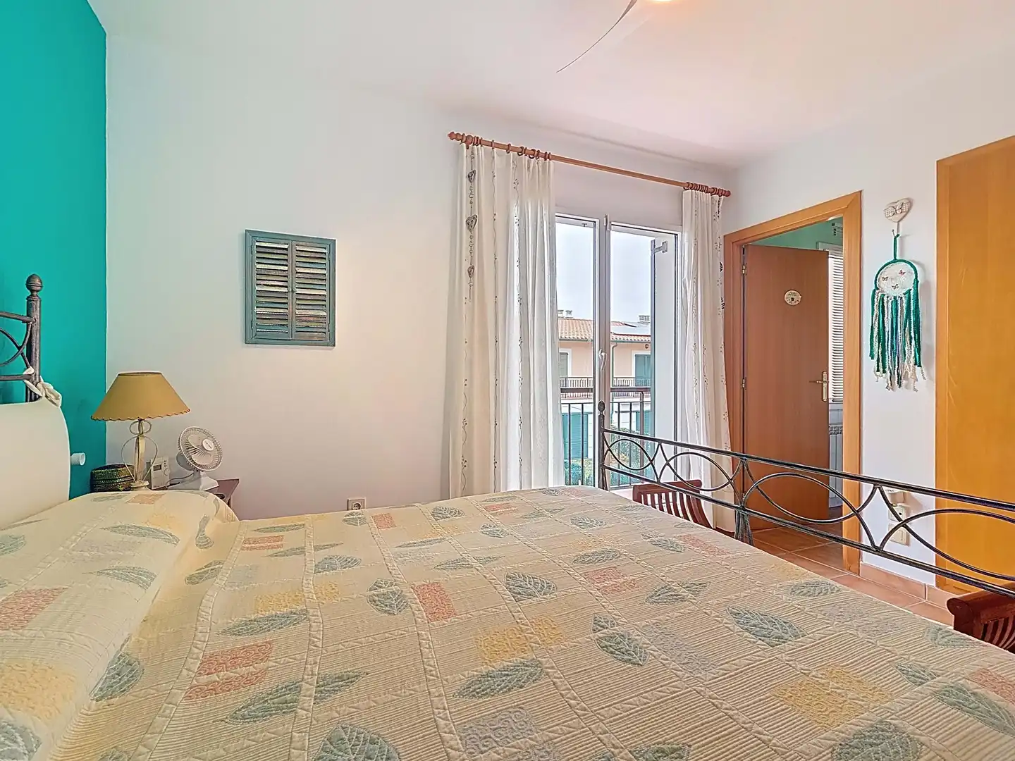 Dormitori de Casa adosada en venda en L'Estartit amb Calefacció, Terrassa i Piscina