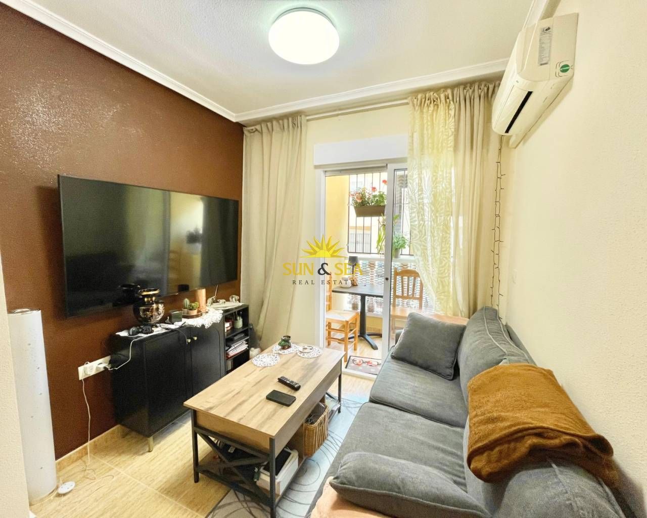 Vista exterior de Apartament de lloguer en Formentera del Segura amb Aire condicionat, Calefacció i Terrassa