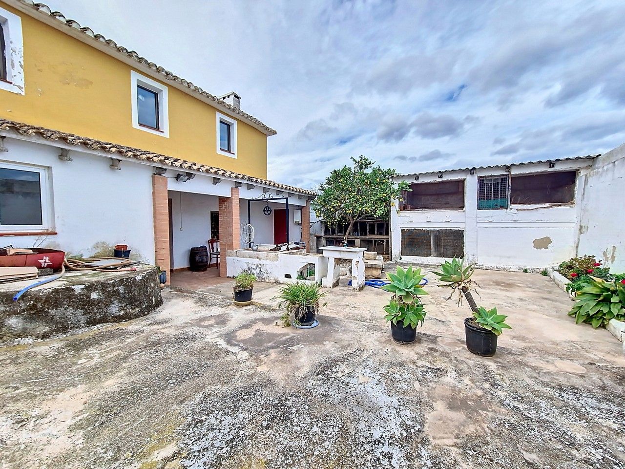 Exterior view of Country house for sale in Ondara  with Terrace