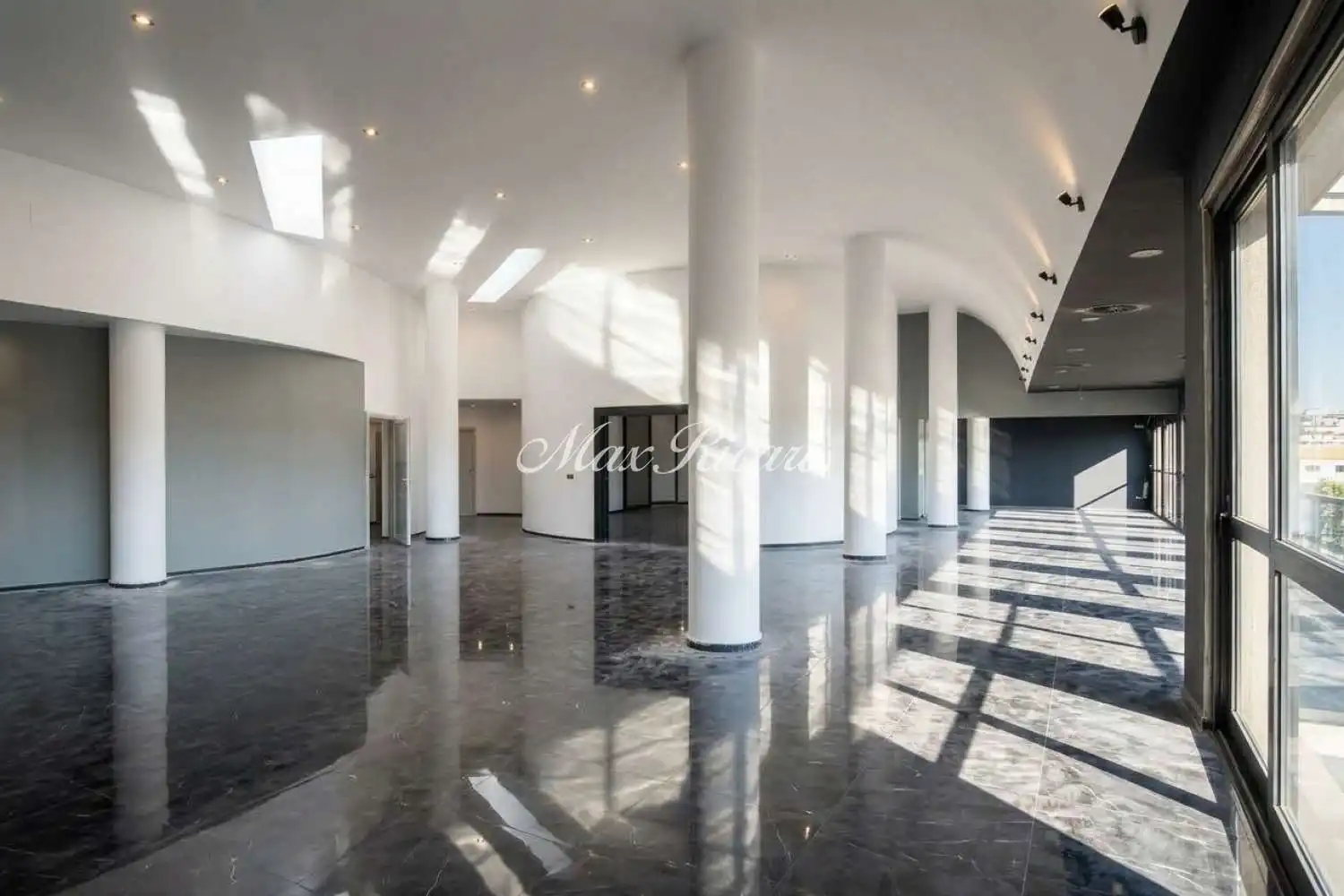 Business premises for sale in Port Grec - Port Moxó, imagen 2