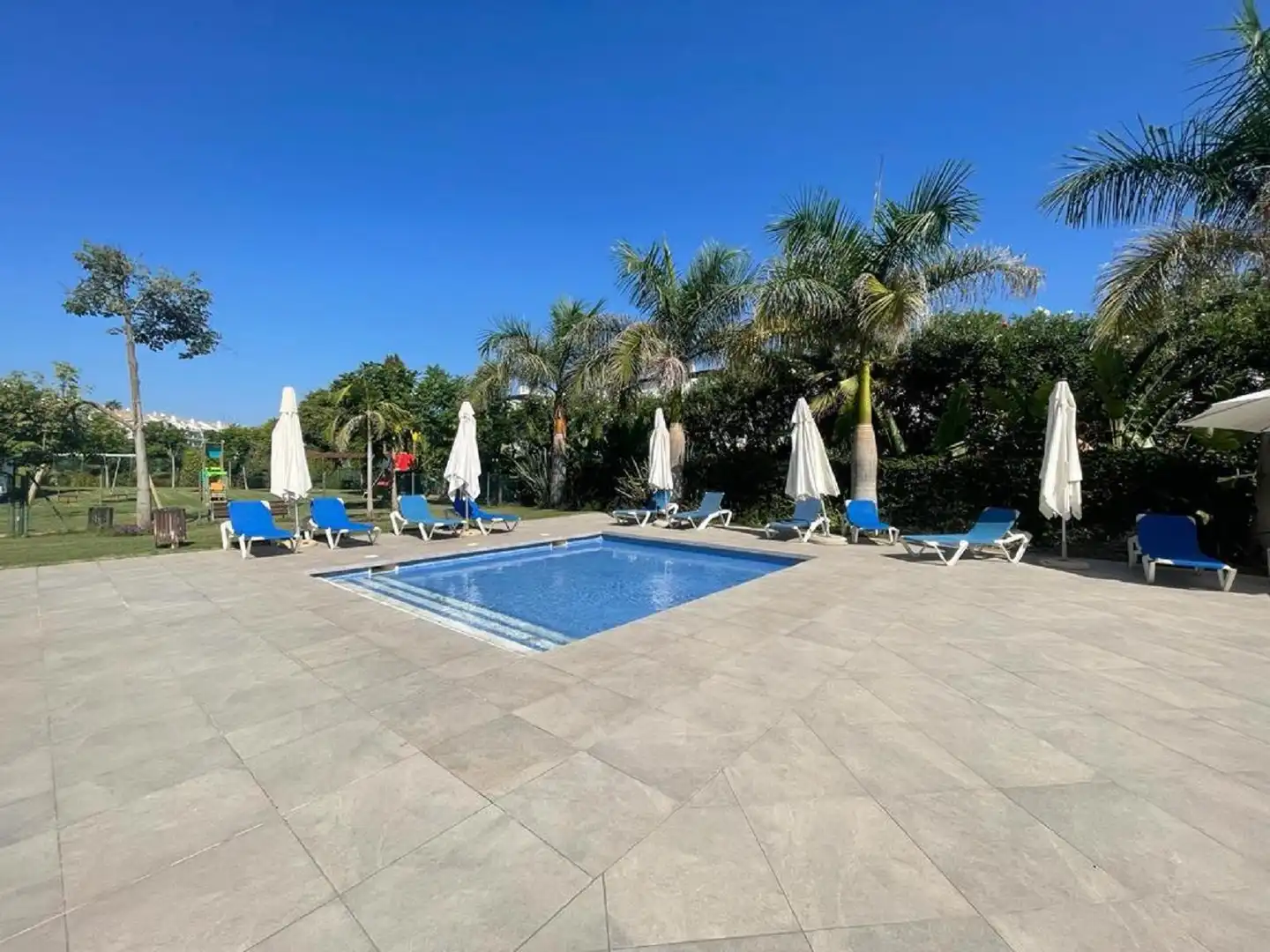 Piscina de Apartamento en venta en Marbella con Aire acondicionado, Terraza y Trastero