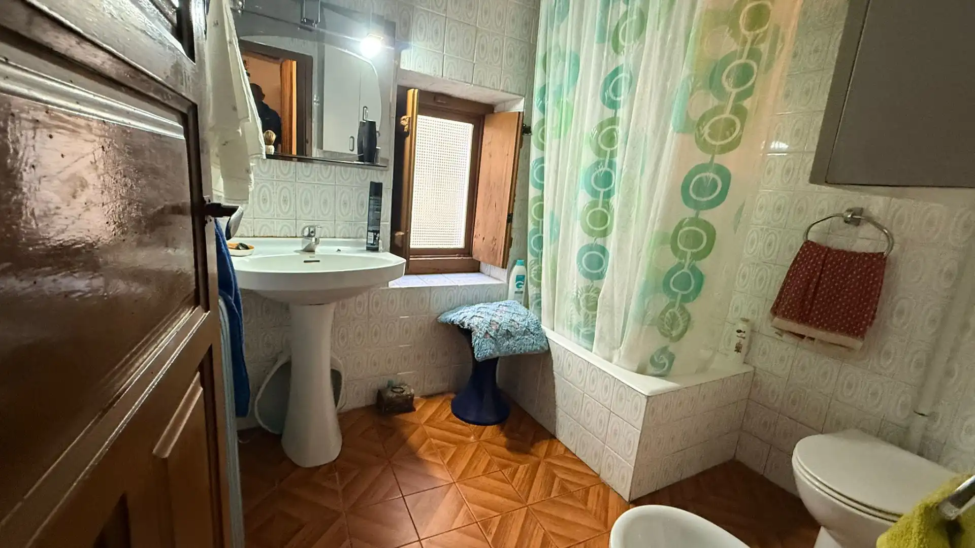 Bany de Casa o xalet en venda en Puertomingalvo amb Calefacció, Traster i Balcó