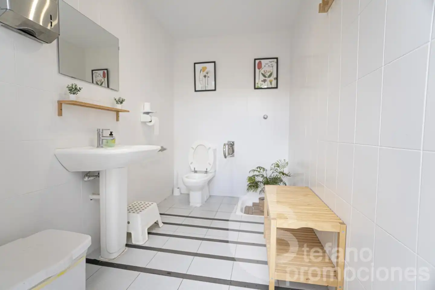 Baño de Piso en venta en Málaga con Aire acondicionado, Calefacción y Terraza