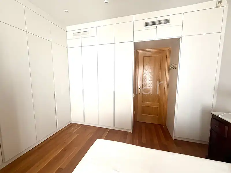 Bedroom of Attic for rent in Barcelona  with Air Conditioner, Heating and Parquet flooring