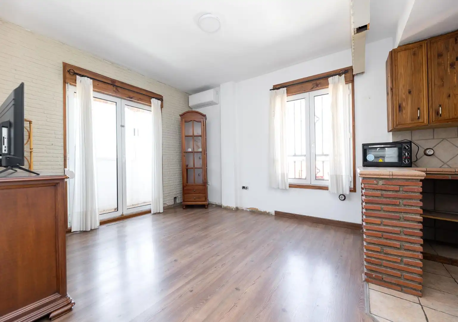 Living room of Flat for sale in Cenes de la Vega  with Storage room and Balcony