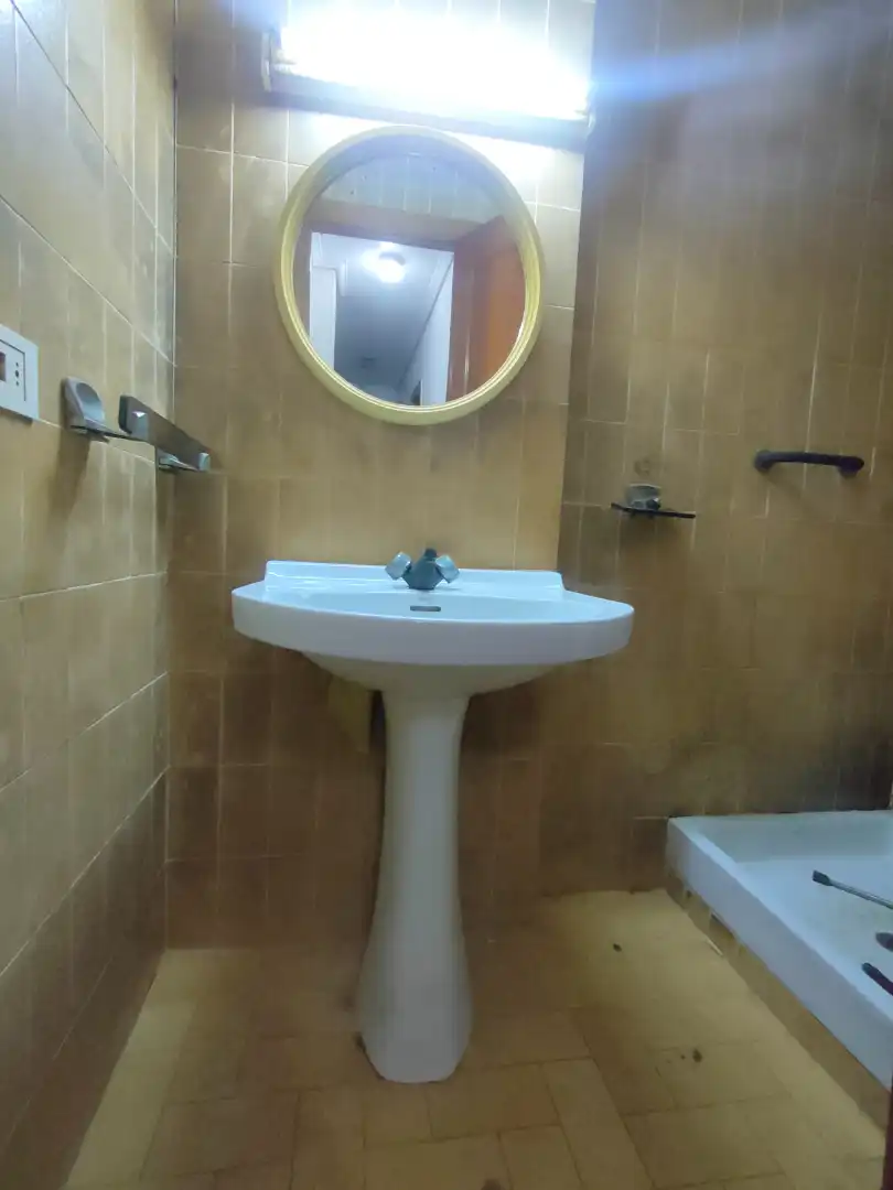 Baño de Piso en venta en Turís