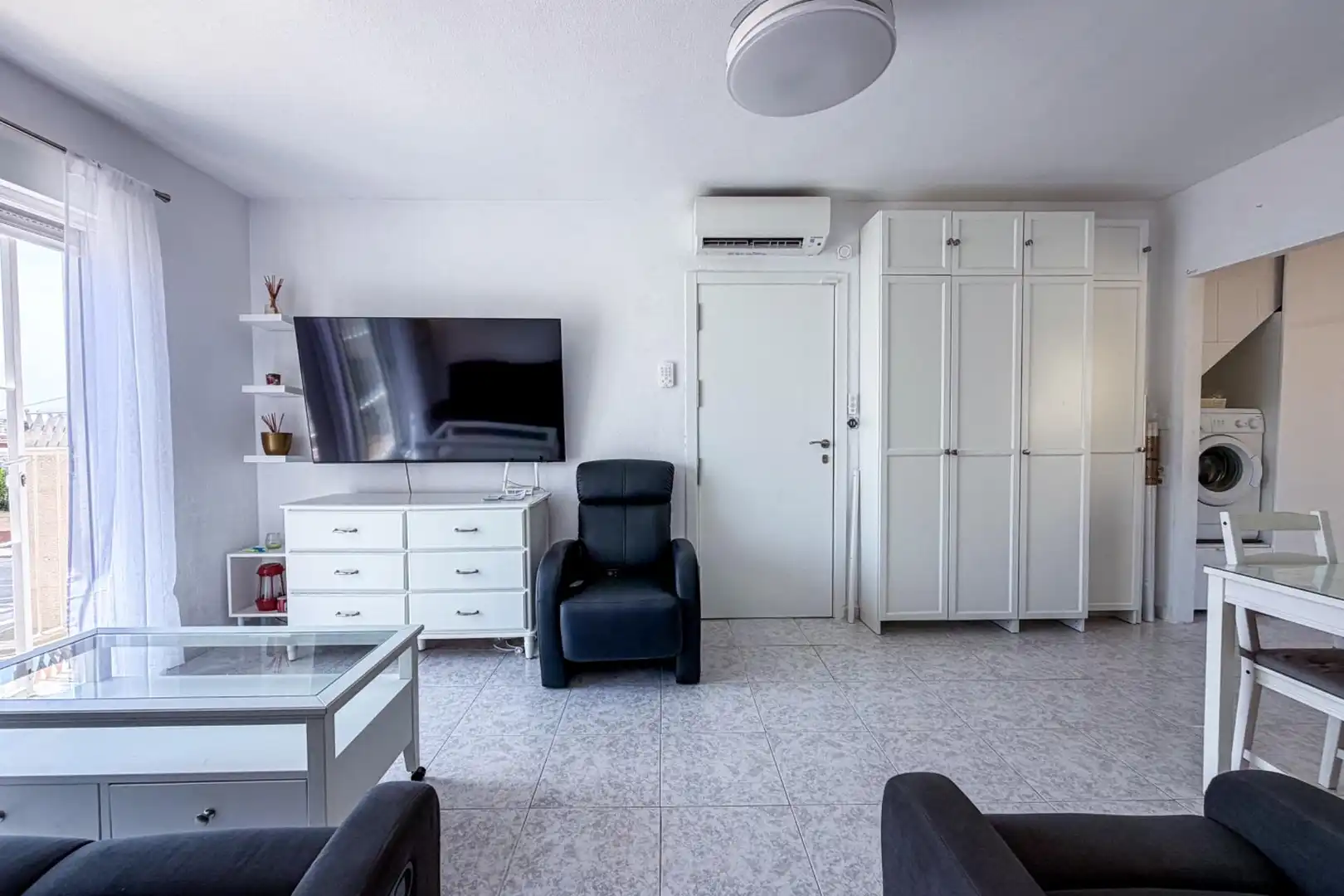 Sala d'estar de Casa o xalet en venda en Torrevieja amb Aire condicionat, Calefacció i Terrassa